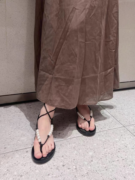 Damen Zehentrenner Sandalen mit eleganten Perlenakzenten und komfortablem Fußbett Heidi-Mode
