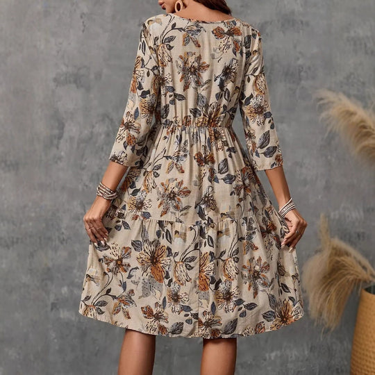 Damen Midi-Kleid mit blumigem Muster und eleganter Taillierung Heidi-Mode