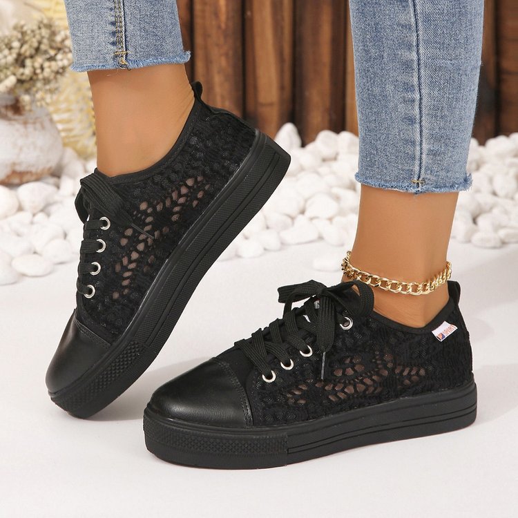 Damen Sneakers mit filigranem Spitzenmuster und rutschfester Sohle Heidi-Mode