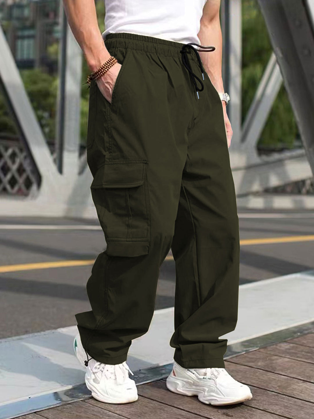 Herren Cargo-Hose mit vielen funktionalen Taschen und lockerer Passform Heidi-Mode