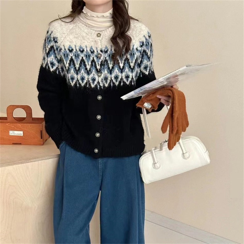 Damen Grobstrick Cardigan mit geometrischem Fair-Isle-Muster und eleganter Knopfleiste Heidi-Mode