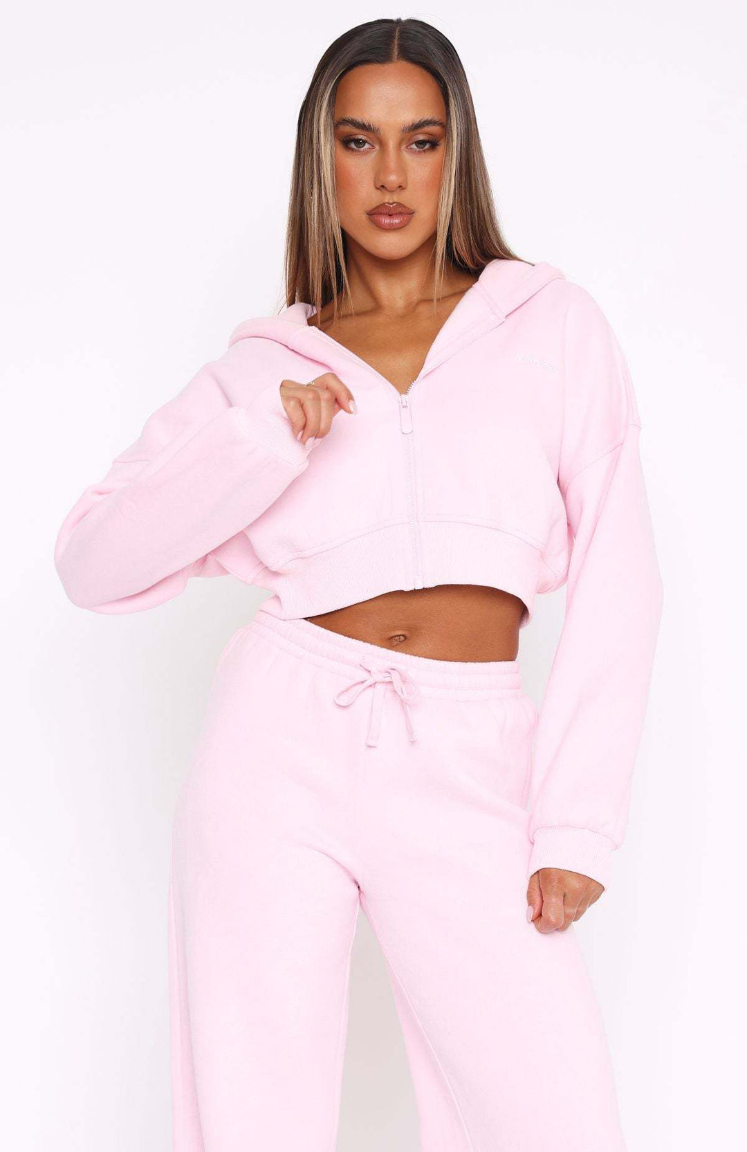 Damen moderner Cropped Hoodie und weite Jogginghose Set Heidi-Mode