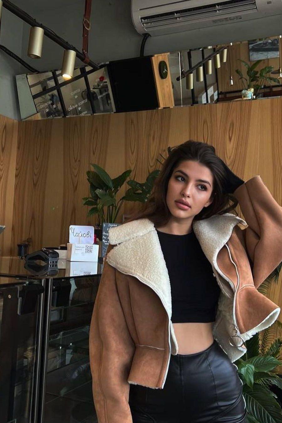 Heidi-Mode | Breite Ärmel Kurze Jacke