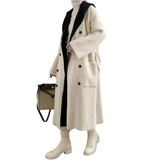 Damen Eleganter langer Mantel mit Gürtel und kontrastierenden Ärmeln Heidi-Mode