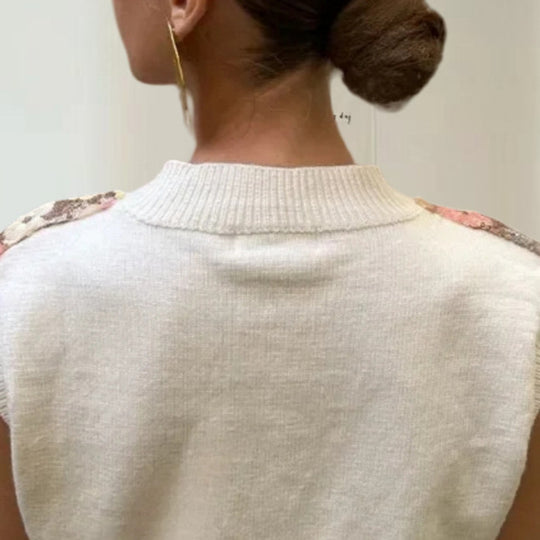 Damen Glamouröses Strickoberteil mit Blumenapplikationen und funkelnden Pailletten Heidi-Mode