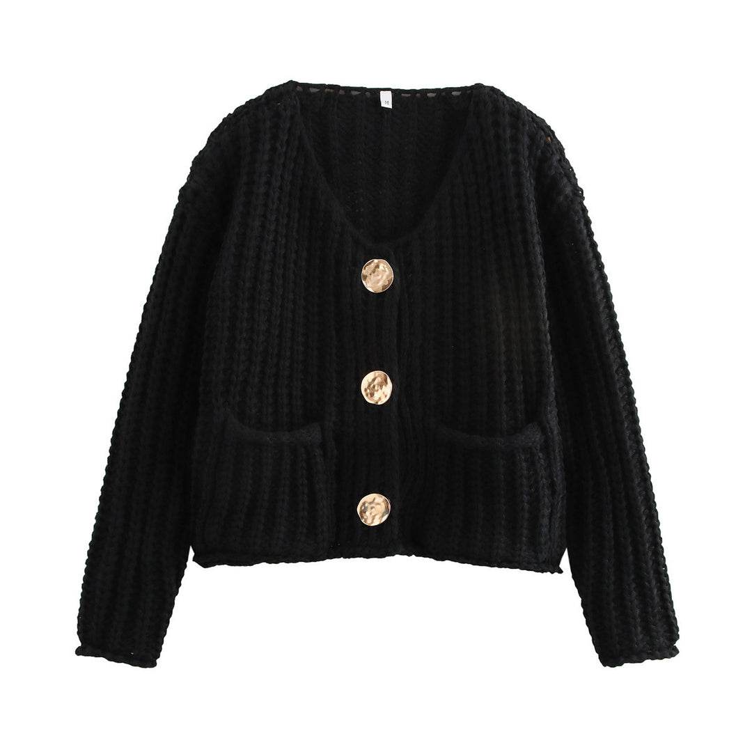 Damen Kuschelige Strickjacke mit großen Knöpfen und aufgesetzten Taschen Heidi-Mode