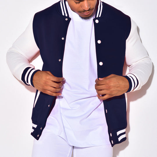 Herren Collegejacke mit kontrastierenden Ärmeln und Druckknopfverschlüssen Heidi-Mode