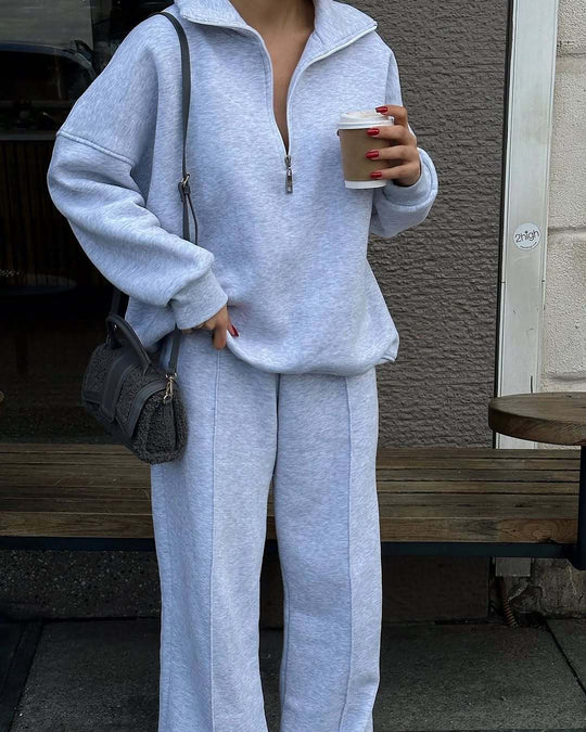 Damen bequemer Fleece-Athleisure-Anzug mit Stehkragen und Reißverschluss Heidi-Mode