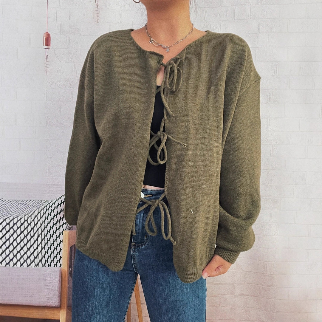 Damen Strickjacke mit dekorativem Schnürdesign und weitem Schnitt Heidi-Mode