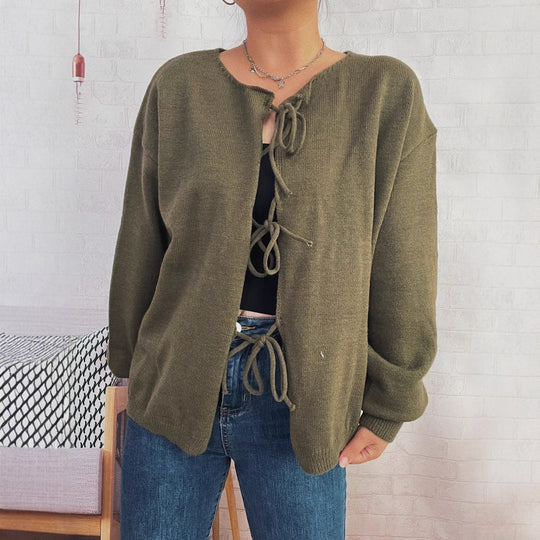 Damen Strickjacke mit dekorativem Schnürdesign und weitem Schnitt Heidi-Mode