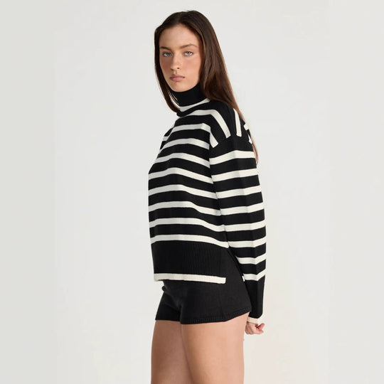 Damen gestreifter Rollkragenpullover mit lässigem Schnitt Heidi-Mode