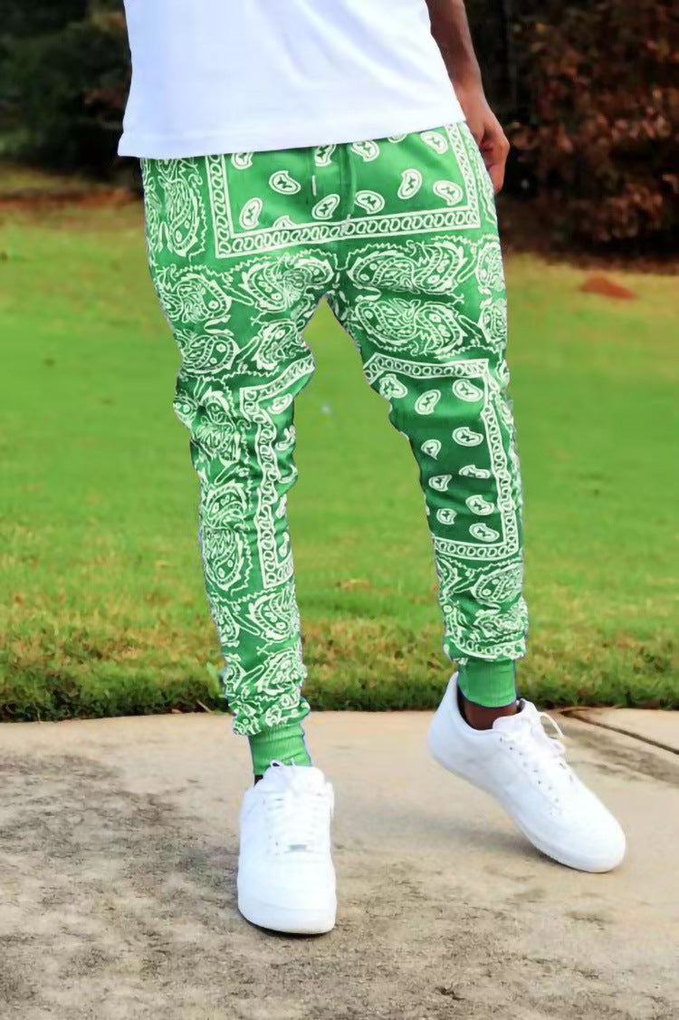 Herren Cargo-Jogginghose im extravaganten Paisley-Muster Heidi-Mode