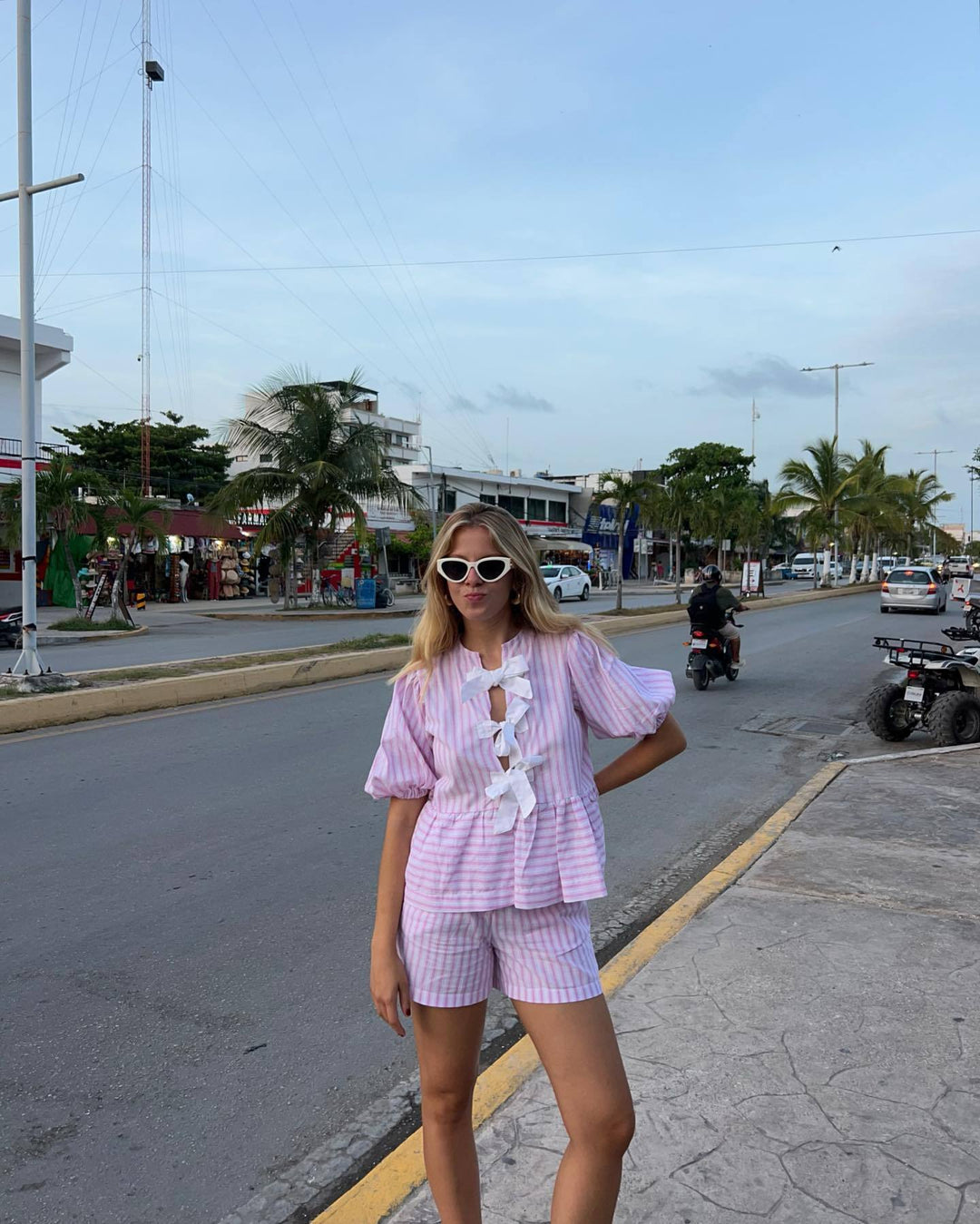 Damen Kurzarm Bluse mit trendigen Puffärmeln Heidi-Mode