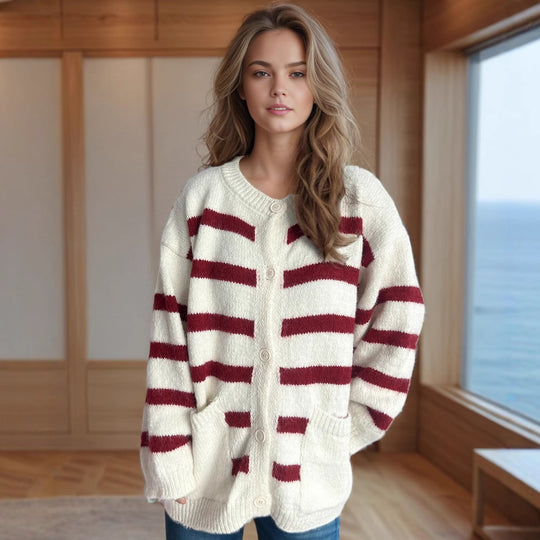 Damen Strickjacke mit dekorativen Knopfdetails und modischem Streifenmuster Heidi-Mode
