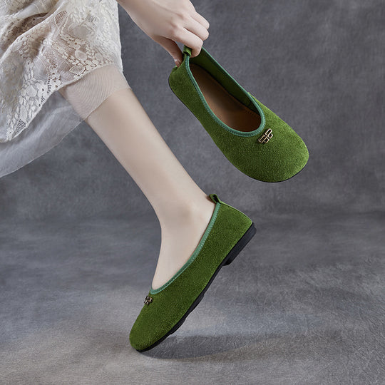 Damen Elegante Wildleder Ballerinas mit Dekorativem Logo Heidi-Mode