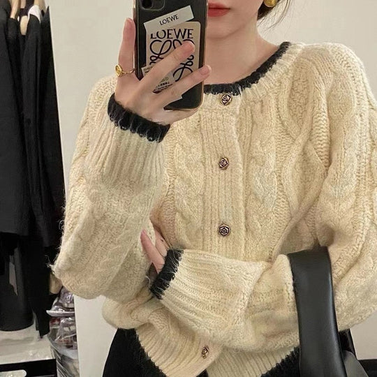 Damen Grobstrick Cardigan mit elegantem Zopfmuster Heidi-Mode