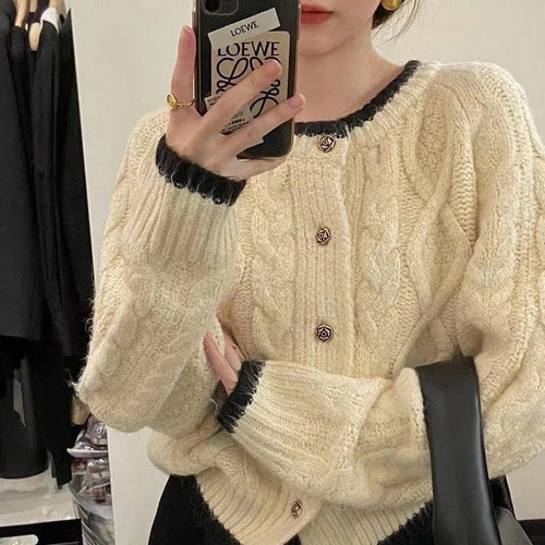 Damen Grobstrick Cardigan mit elegantem Zopfmuster Heidi-Mode