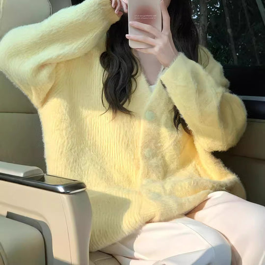 Damen Oversized Strickjacke mit weichem Fleece und besonderen Knopfdetails Heidi-Mode