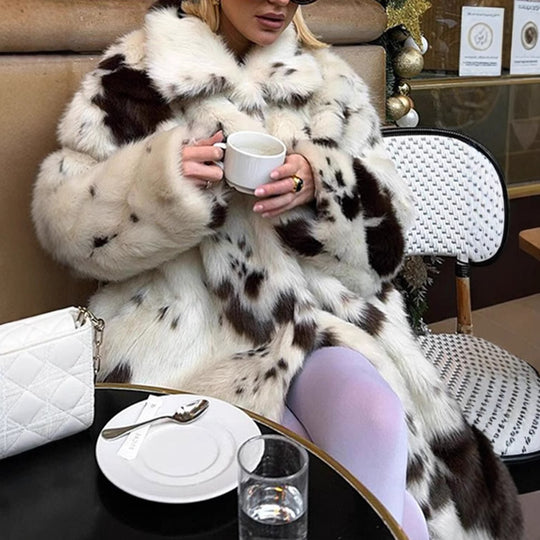 Damen Luxuriöse Kunstfelljacke mit auffälligem Tiermuster Heidi-Mode