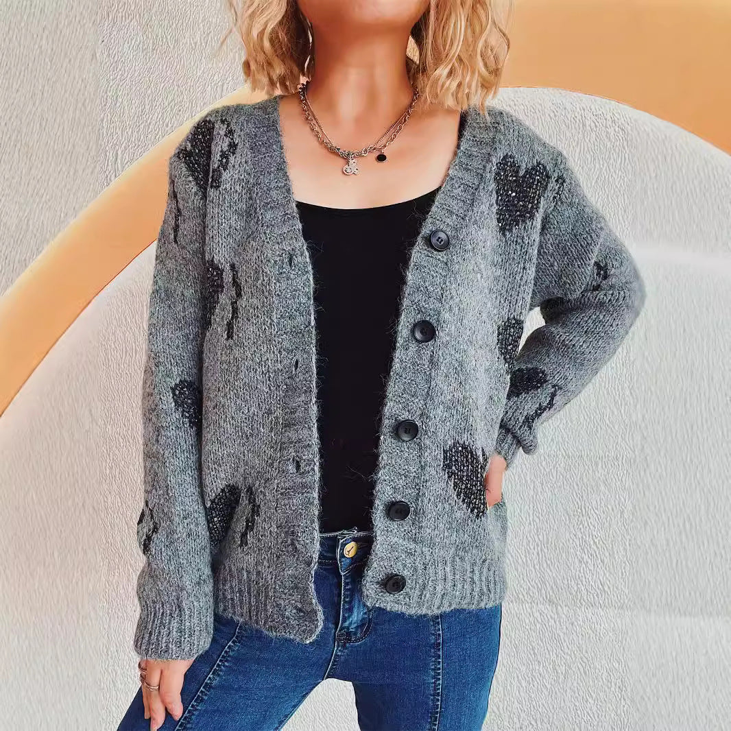 Damen gestrickte Cardigan mit Herzmuster und Knopfdetails Heidi-Mode