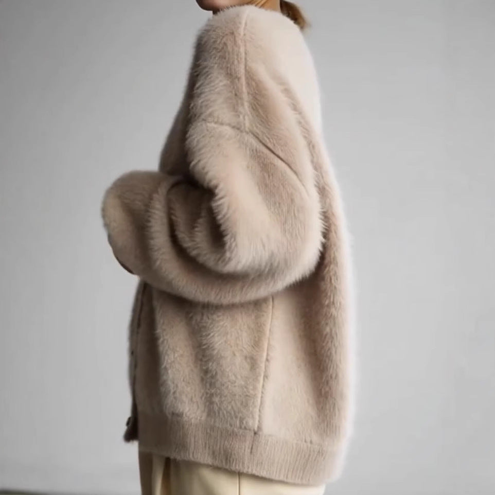 Strickjacke Damen flauschig mit großen Knöpfen und V-Ausschnitt