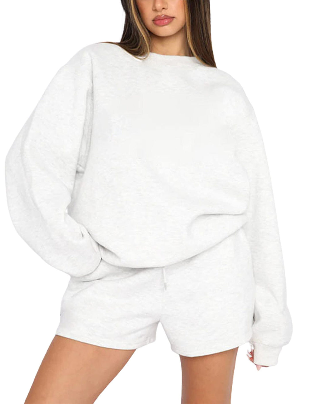 Damen Kuscheliger Sweatshirt und kurze Hose Set Heidi-Mode