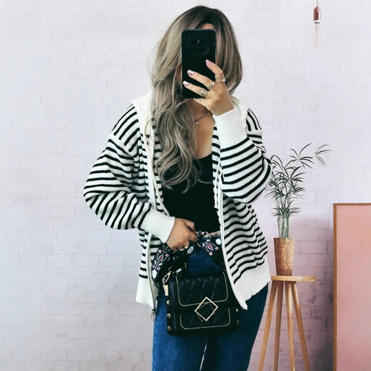Damen Sportlicher Hoodie mit Streifenmuster und lässigem Schnitt Heidi-Mode