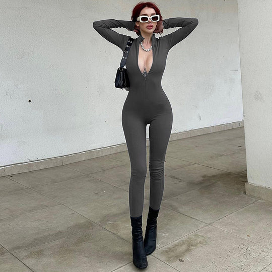 Damen enger Jumpsuit mit tiefem V-Ausschnitt und modernen Stehkragen Heidi-Mode