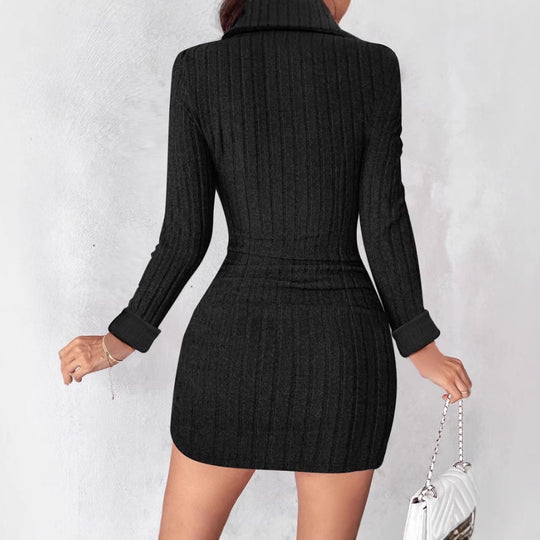 Damen Strickkleid mit V-Ausschnitt und Knopfdetails Heidi-Mode