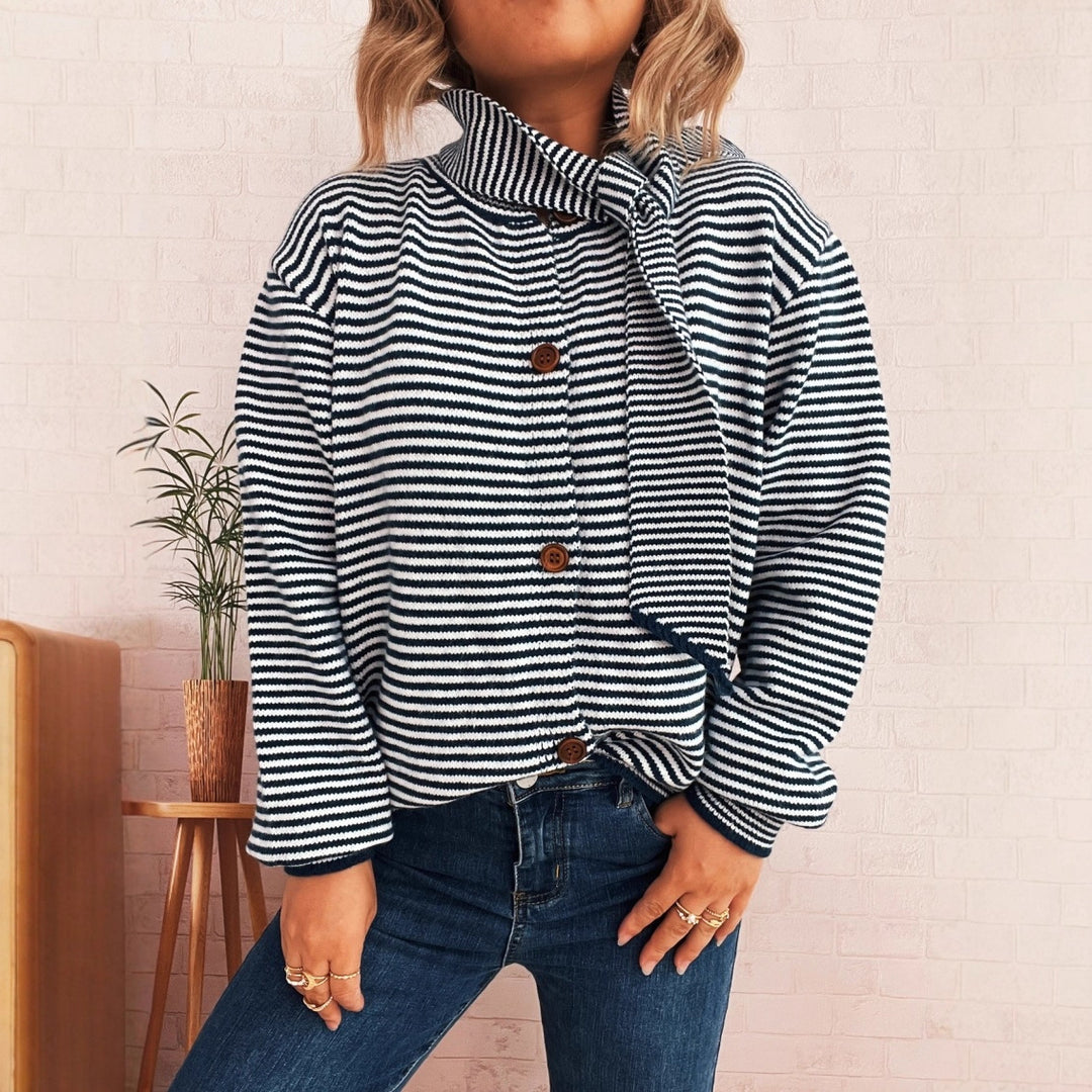 Damen gestreifte Strickjacke mit modernem Kragen und Knopfverschluss Heidi-Mode