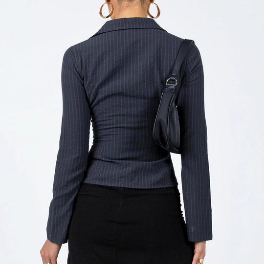 Damen taillierte Hemdbluse mit Klappkragen und feinen Streifen Heidi-Mode