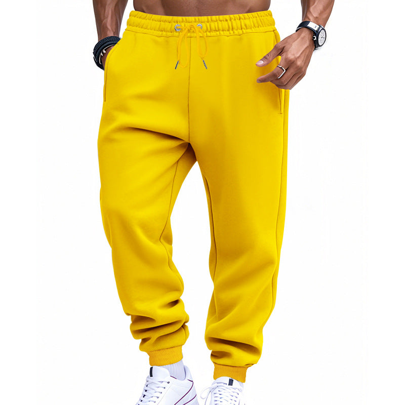 Herren bequeme Jogginghose mit elastischem Bund und praktischen Seitentaschen Heidi-Mode