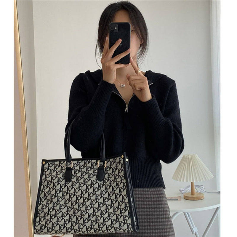 Damen modischer Zip-Hoodie aus weichem Strick Heidi-Mode