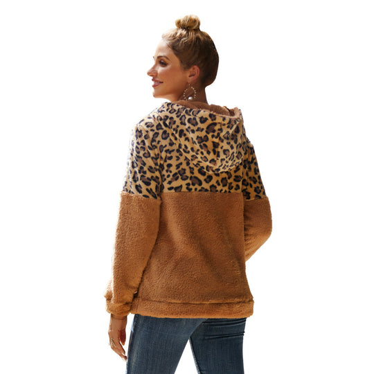 Damen kuscheliger Kapuzenpullover mit aufregendem Leopardenmuster und Kängurutasche Heidi-Mode