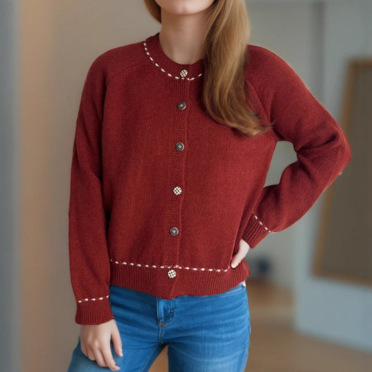Damen Strickjacke mit dekorativen Knopfdetails und breiten Ärmeln Heidi-Mode