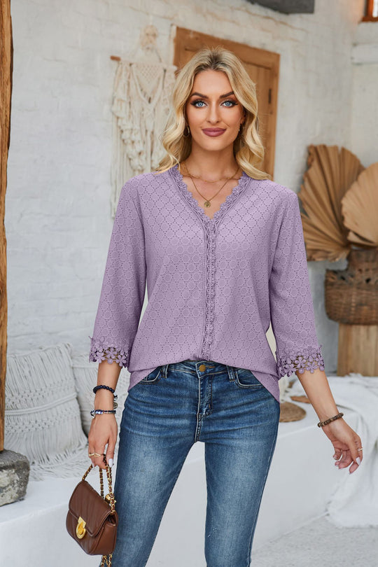 Damen Bluse mit dekorativem Lochmuster und Spitzendetail Heidi-Mode