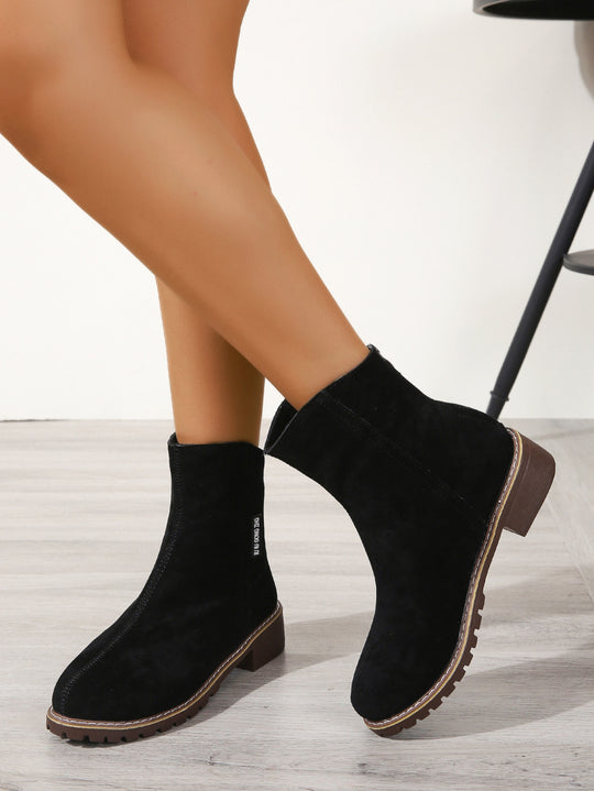 Damen Modische Ankle Boots aus Wildleder mit Reißverschluss Heidi-Mode