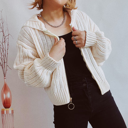 Damen Strickjacke mit auffälligem Reißverschluss und lässigem Schnitt Heidi-Mode