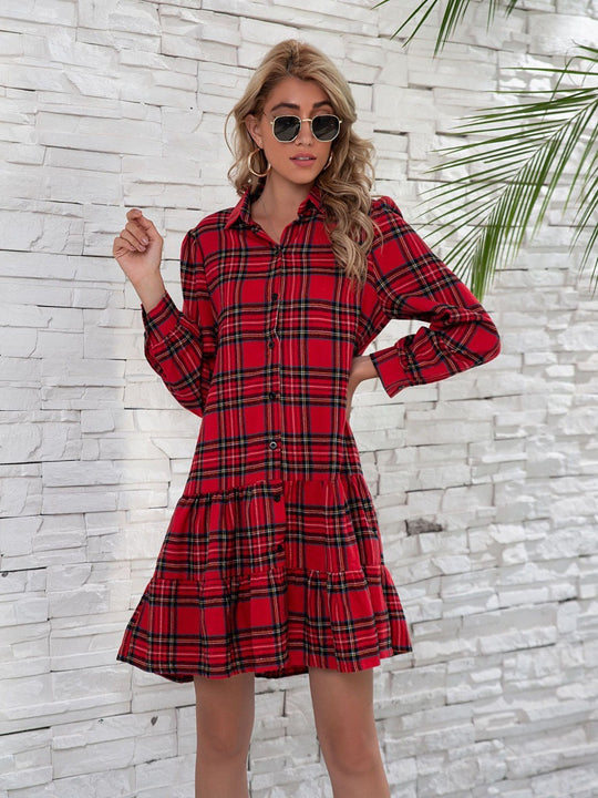 Damen Karokleid mit lässigem Hemdblusenstil und verspieltem Volant von Heidi-Mode