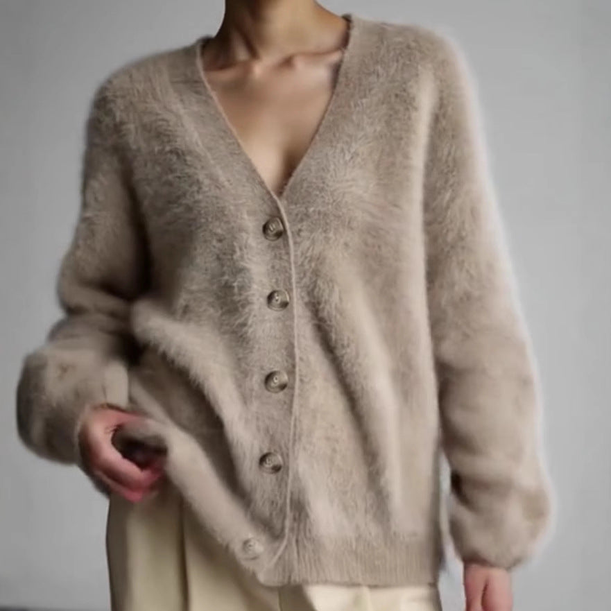 Strickjacke Damen flauschig mit großen Knöpfen und V-Ausschnitt