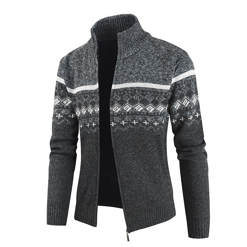 Herren Strickjacke mit Wintermuster und hohem Stehkragen Heidi-Mode