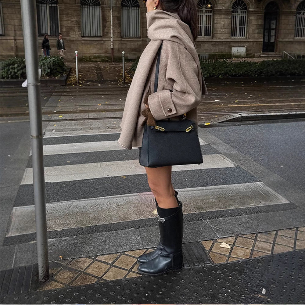 Damen modische Freizeitjacke aus hochwertigen Materialien mit praktischem Revers Heidi-Mode
