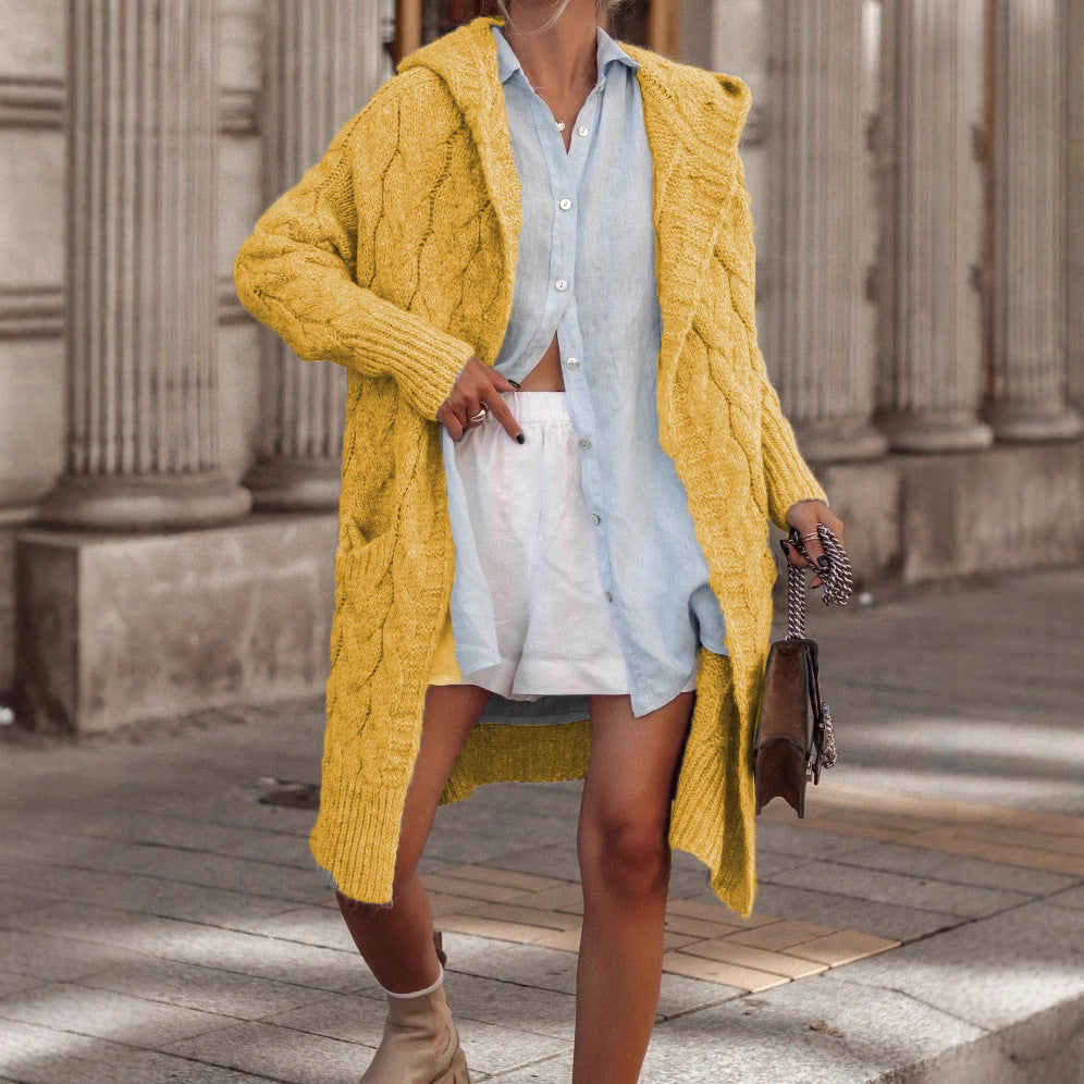 Damen Langstrickjacke mit modernem Zopfmuster und kuscheligem Innenfutter Heidi-Mode