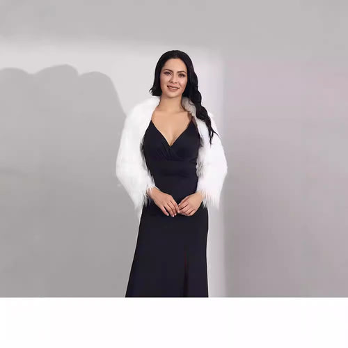 Damen Extravaganter Kunstpelzbolero mit elegantem Schnitt Heidi-Mode
