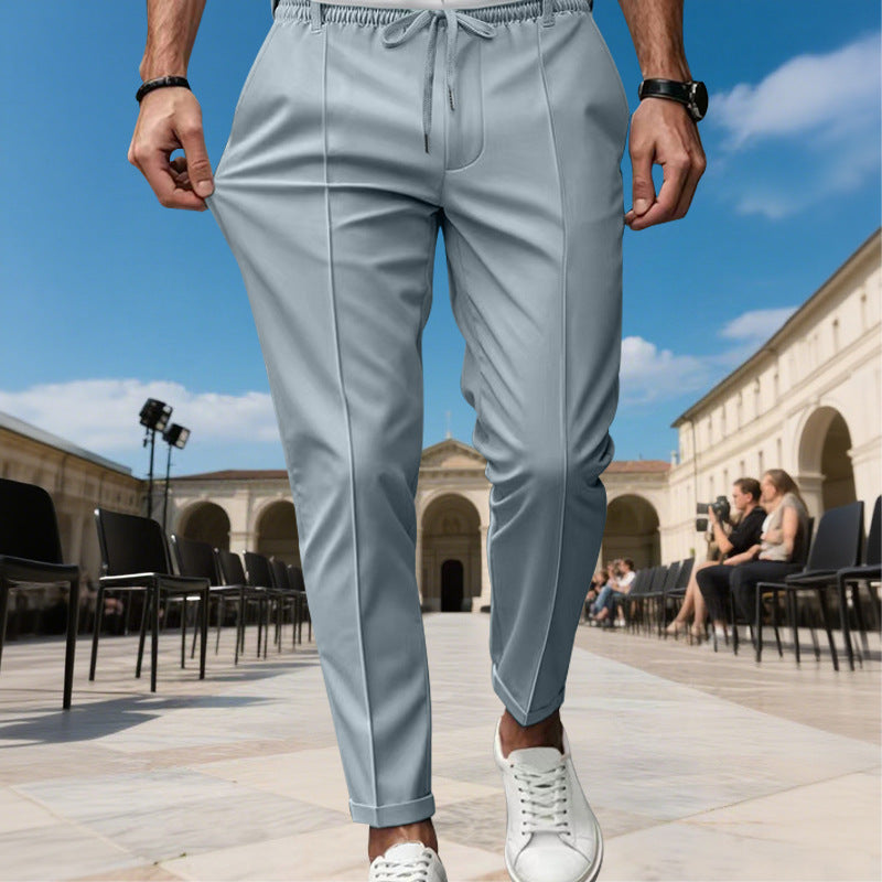 Herren moderne Chinohose mit bequemem elastischem Bund und praktischen Seitentaschen Heidi-Mode