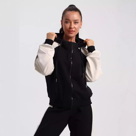 Damen Sportlicher Hoodie-Trainingsanzug mit eleganten Details und hochwertigem Material Heidi-Mode