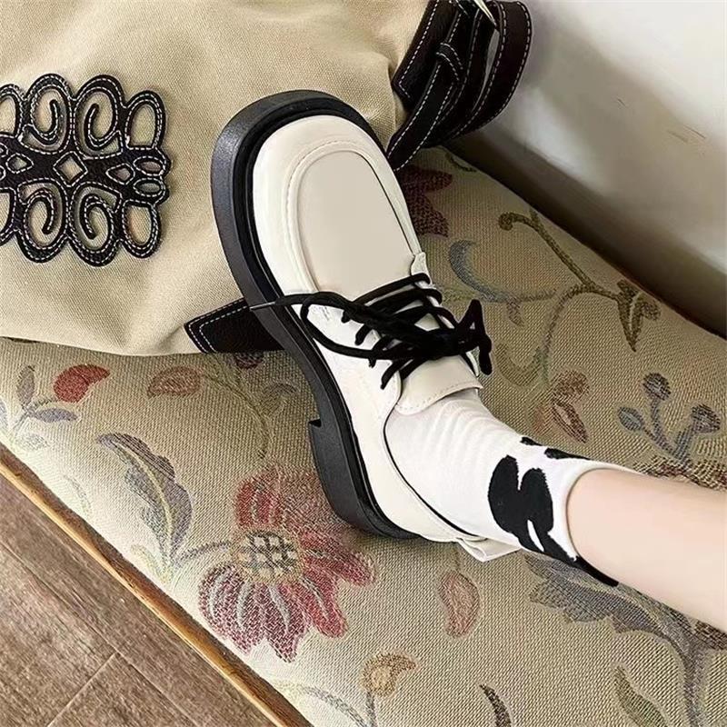 Damen Schnürschuhe mit robustem Blockabsatz und geschmeidigem Leder Heidi-Mode