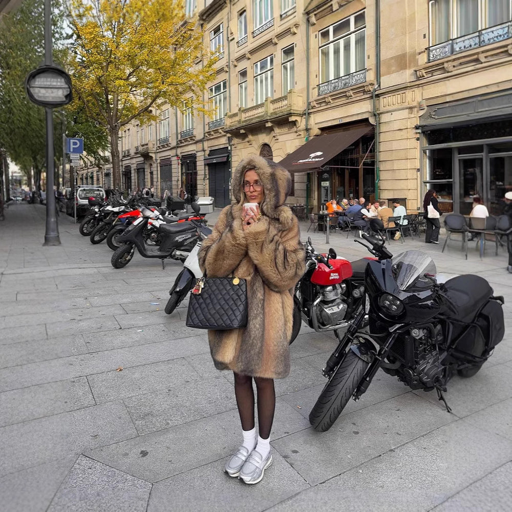 Damen Kuschelige Freizeitjacke mit reflektierenden Details und praktischer Kapuze Heidi-Mode