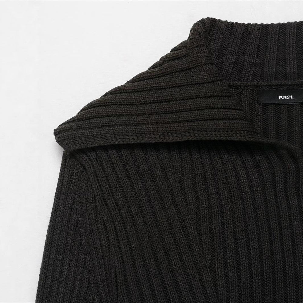 Damen Strickjacke mit breitem Kragen und modischen Knopfdetails Heidi-Mode