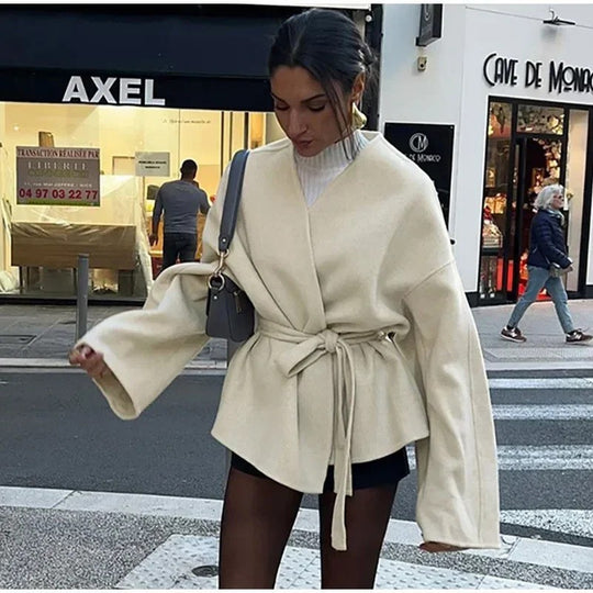Damen modischer Oversized-Mantel mit innovativem Wickeldesign Heidi-Mode